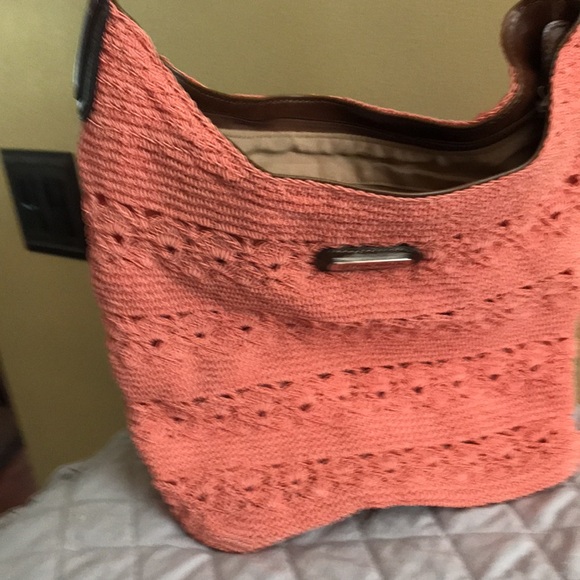 Spring hand bag very good shape - Picture 4 of 4